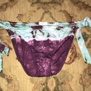 Lucky Brand Tie Dye peace sign bikini bottoms S